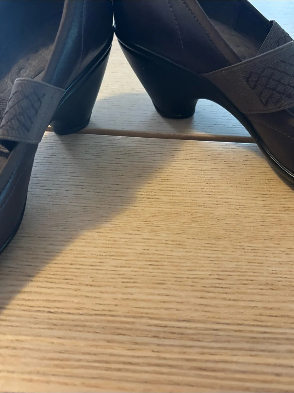 Privo by Clarks Comfort Mary Jane Heels Brown with Elastic Strap